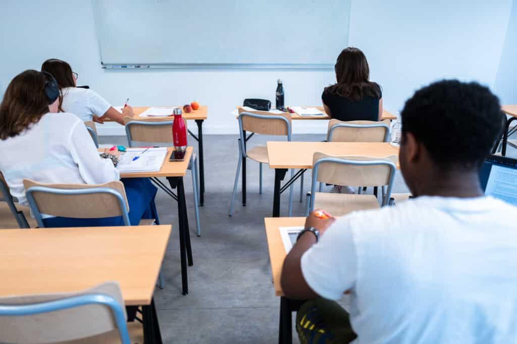 Entraînement écrit en conditions réelles pour étudiants en prépa médecine PASS et LAS