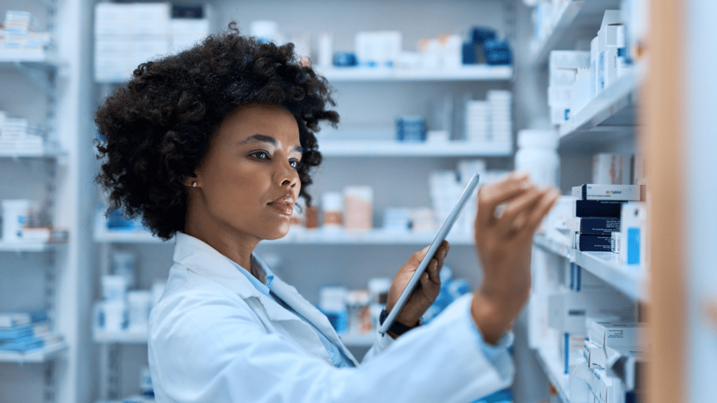 Étudiante en pharmacie en exercice à l’officine