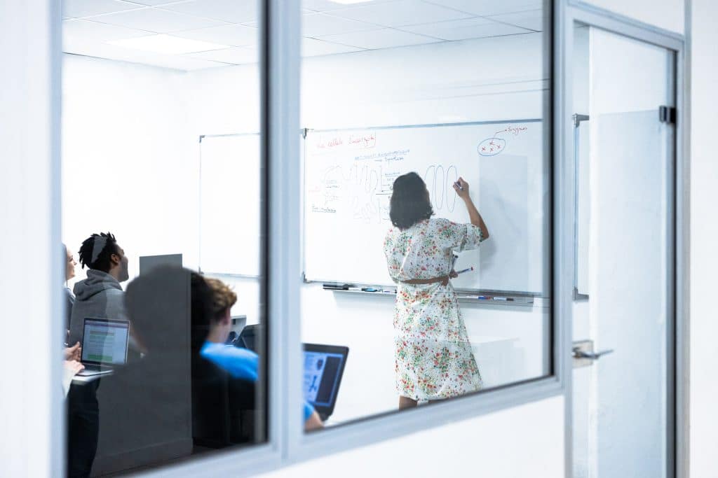 Prépa médecine à Paris : cours interactif en petit groupe